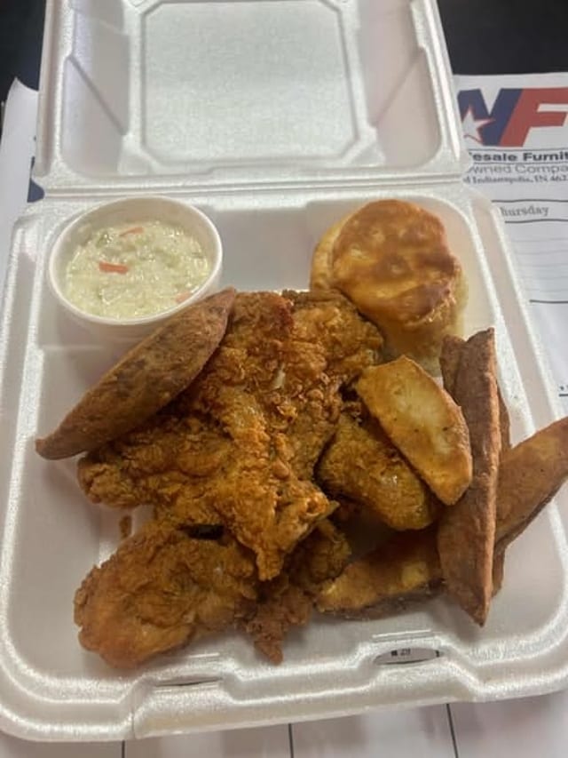 3 Piece Chicken Dinner.